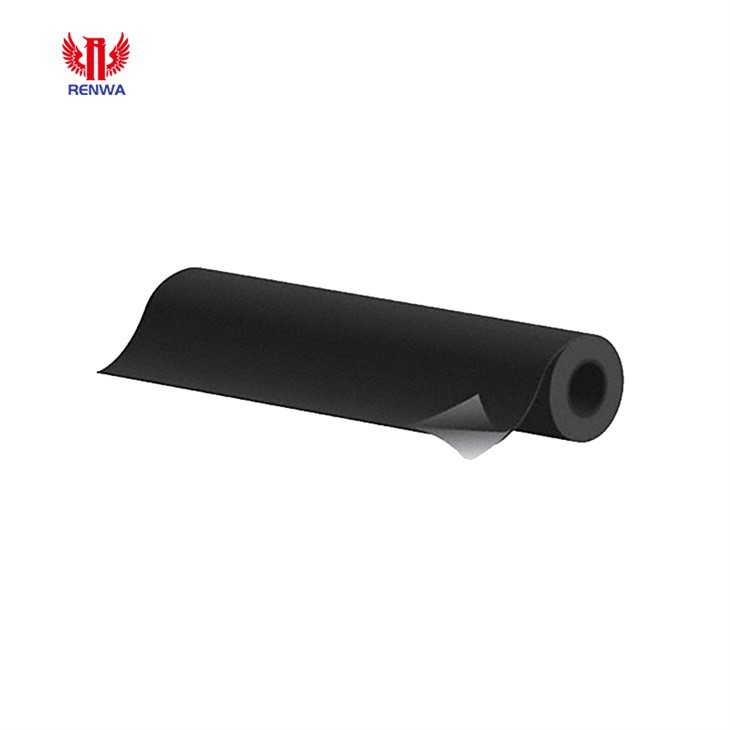 Aplicar papel preto com fibra de vidro